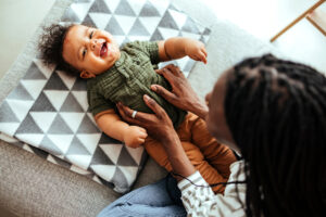 What Are the Reasons a Baby Is Not Rolling Over at 6 Months